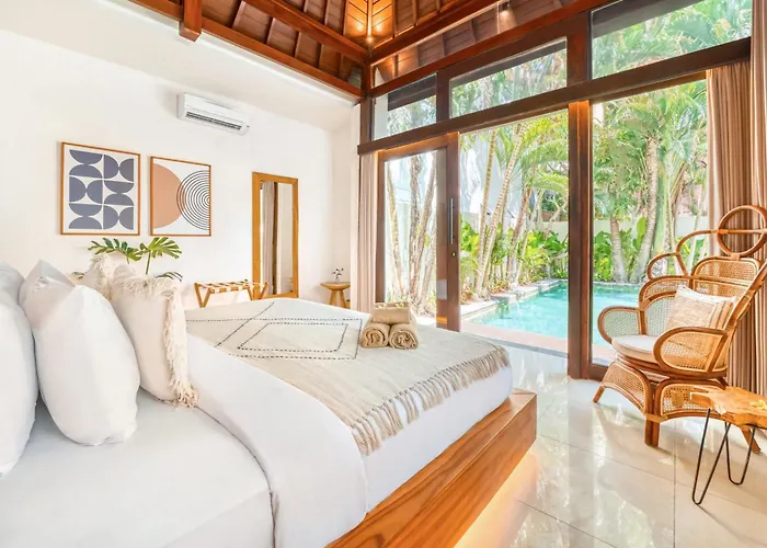 Villa Chicago Brand New 7 Bdr Private Pool Seminyak (Bali)