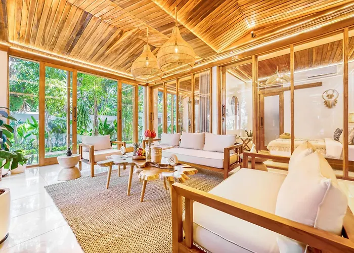 Chicago Brand New 7 Bdr Private Pool Villa Seminyak (Bali)