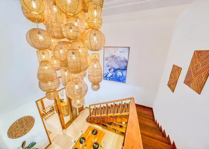 Chicago Brand New 7 Bdr Private Pool Seminyak (Bali)